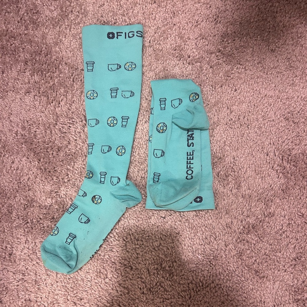 figs compression socks women’s size medium
